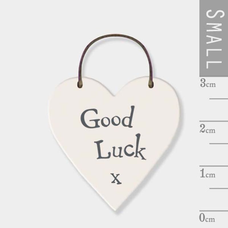 Mini skilt hjerte Good luck East of India