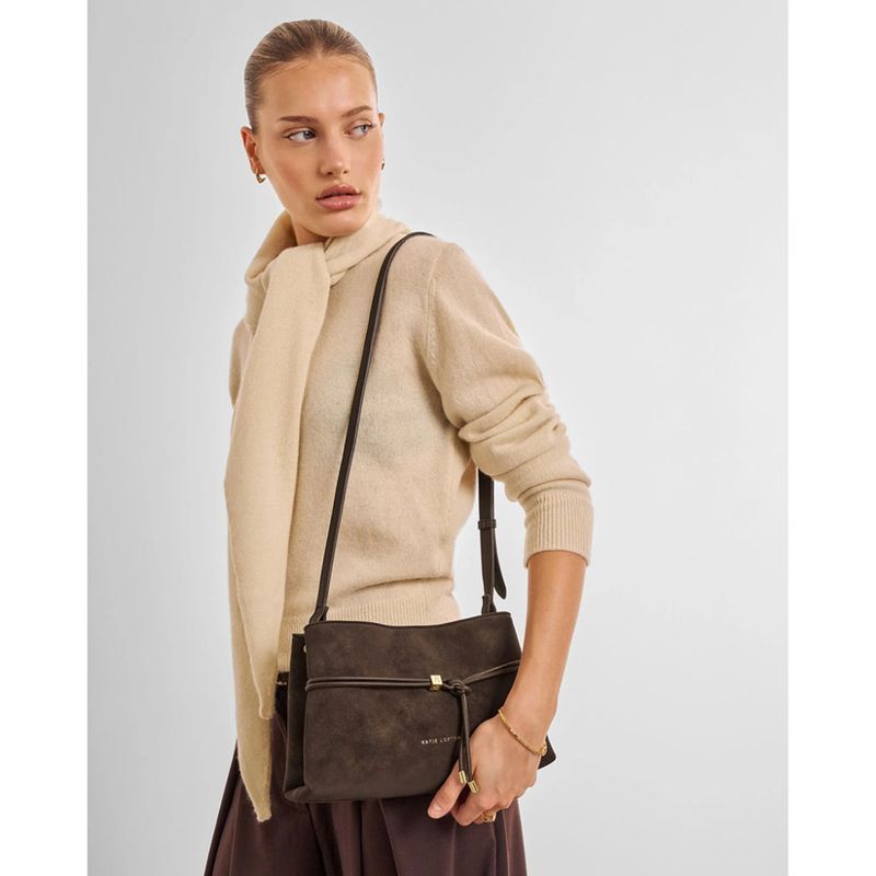 Crossover veske LORI bitter chocolate brun Katie Loxton
