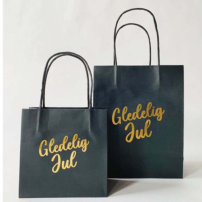 Hovedbilde Gavepose GLEDELIG JUL svart 16x16 cm Trend Design 