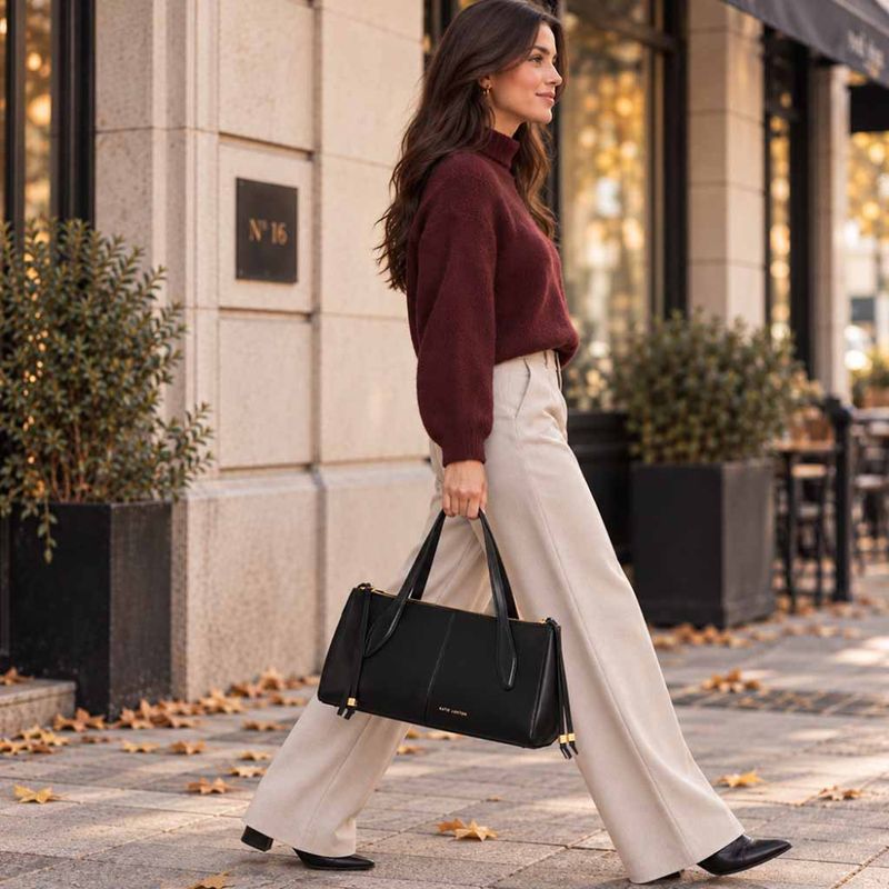 Skulderveske HATTIE svart Katie Loxton 