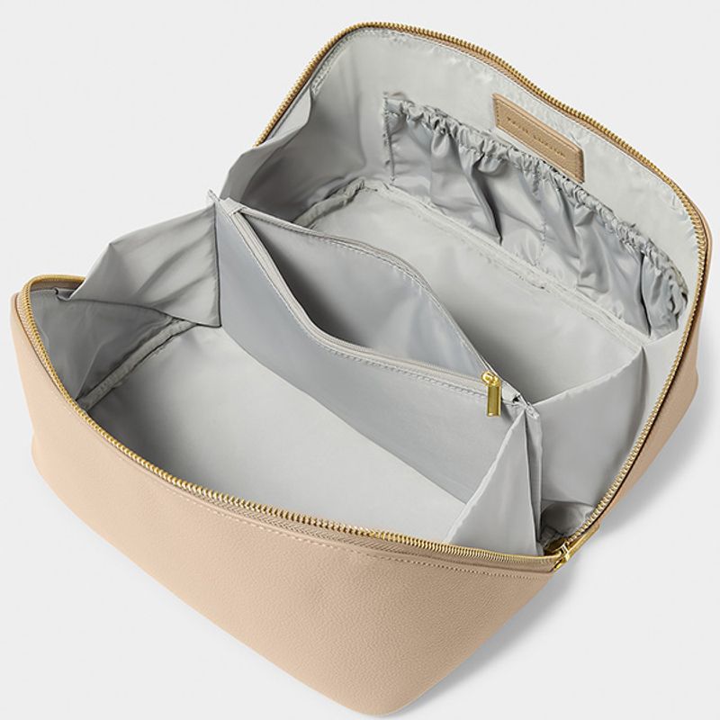 Toalettmappe m skrå glidelås beige Katie Loxton